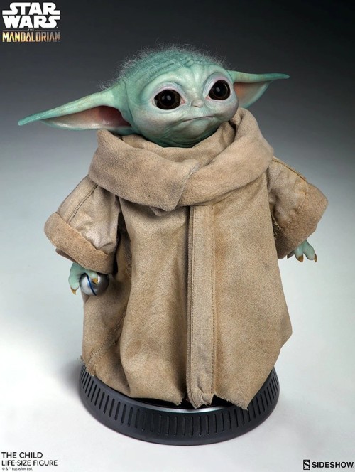 Sideshow Collectibles Star Wars: The Mandalorian - Baby Yoda The Child Life-Size Statue - 42cm