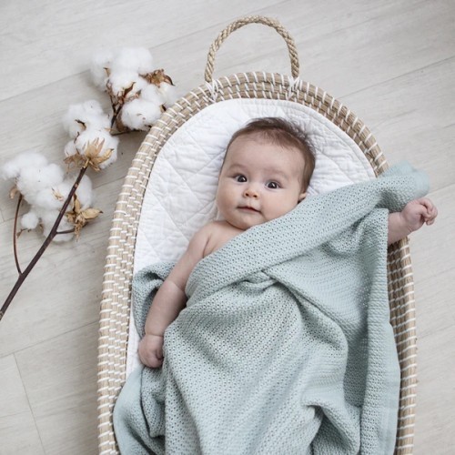 blanket in bassinet