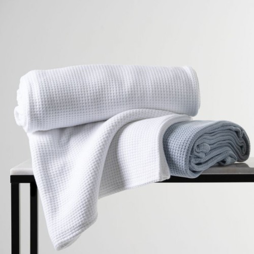 Onkaparinga Heirloom Bamboo Cotton Blanket (Light Blue) - Queen/King | Buy  online at The Nile